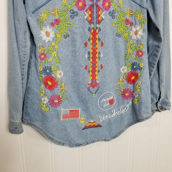 Free People Home Made Denim Shirt Wunderlust Embroidered Sz L - Picture 12 of 15